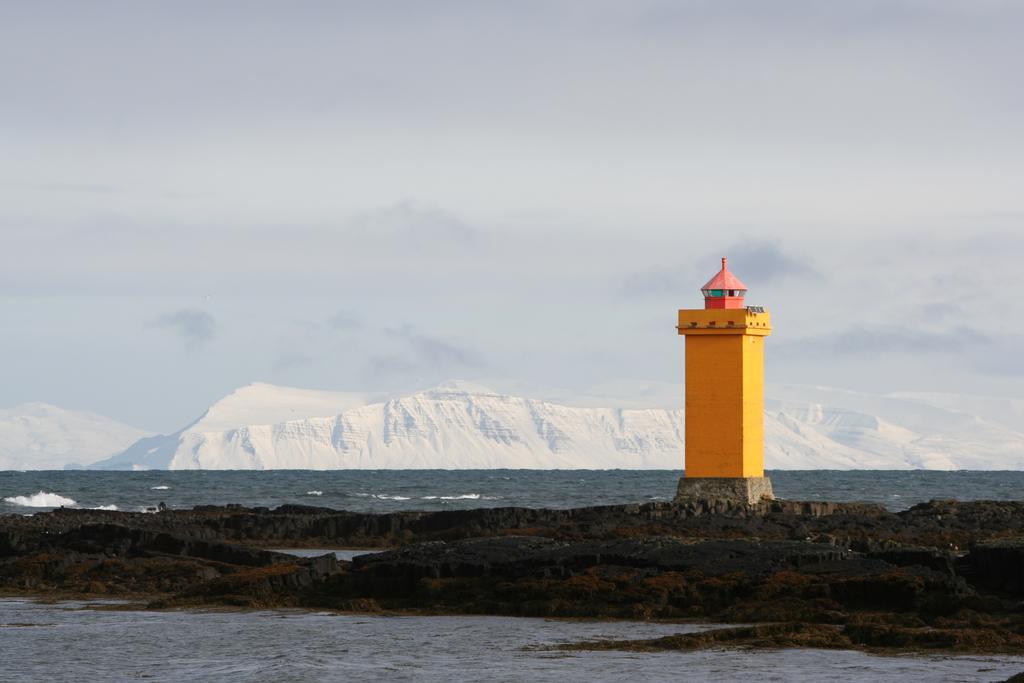 Вилла By The Lighthouse Vogar  Экстерьер фото